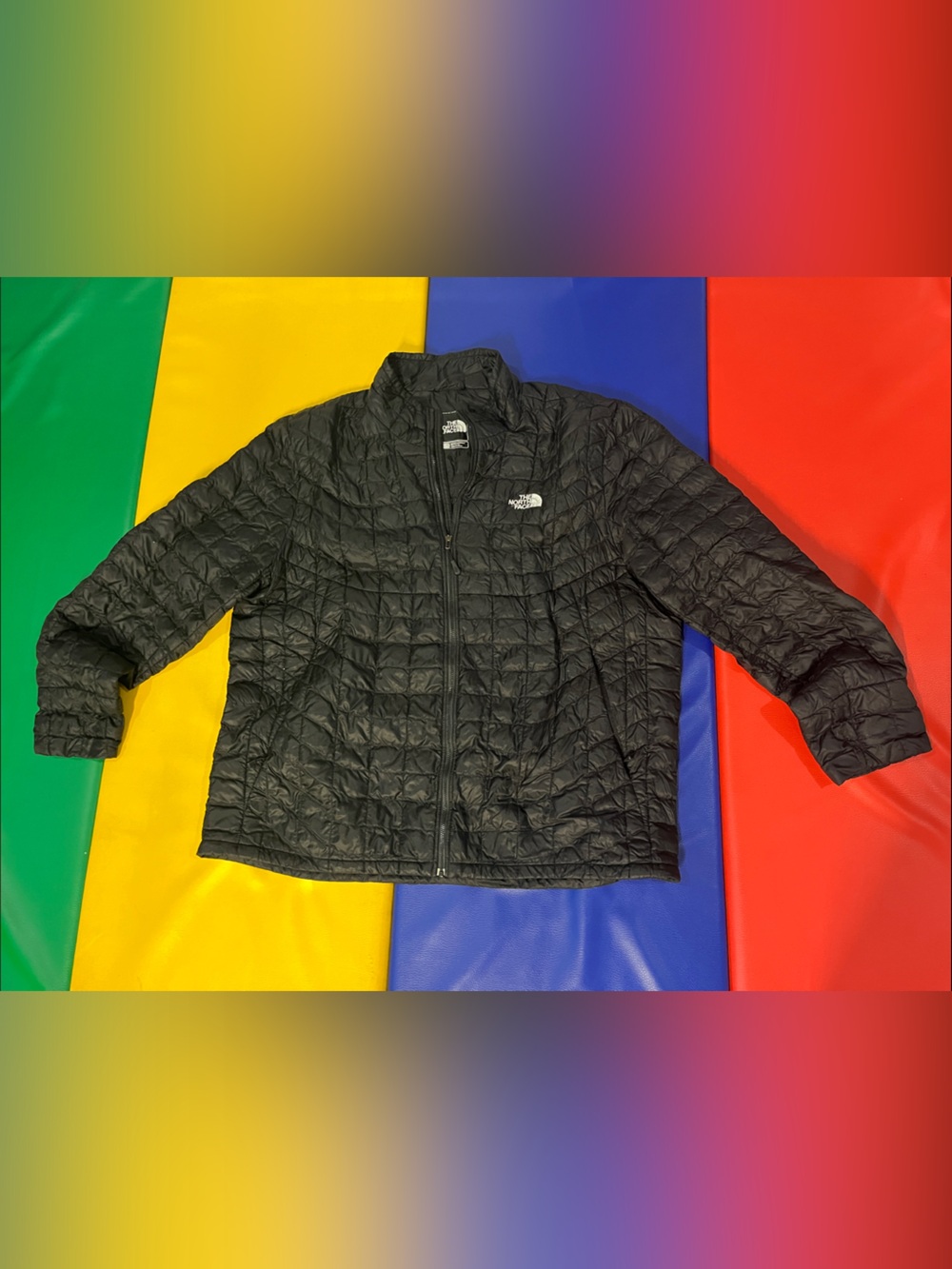 The Northern Face Black Quilted Packable Jacket Thermoball great older style XXL